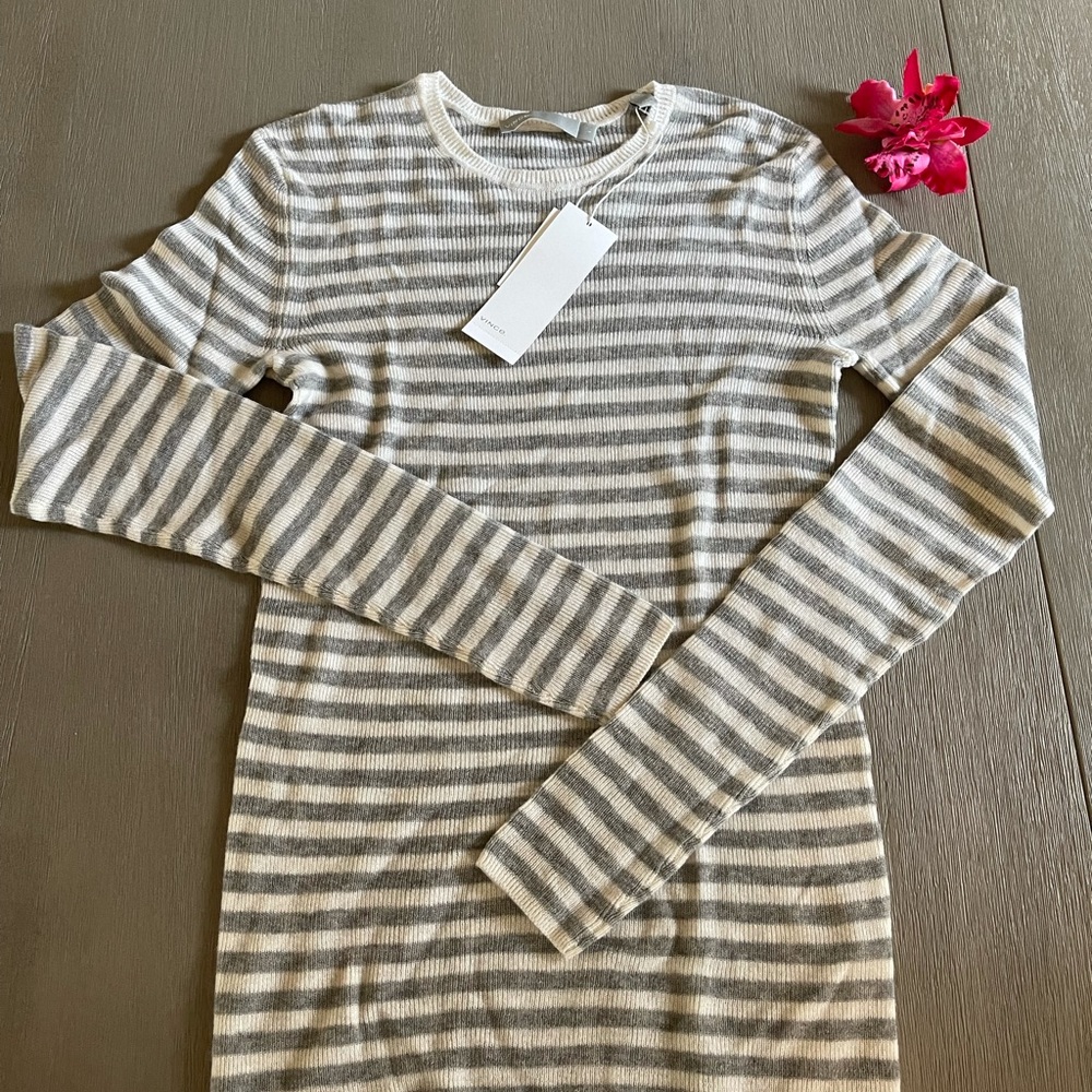 NWT Vince cashmere sweater